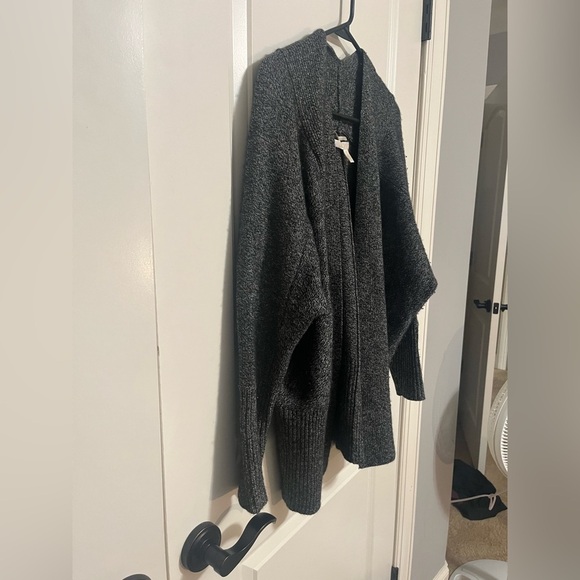 Nordstrom 100% Cashmere Knit Cardigan Size XS - Picture 3 of 9